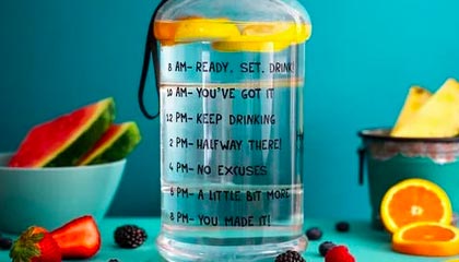 蘑菇短视频评论区吵翻：友情翻车到底谁在说谎？｜看完再骂我